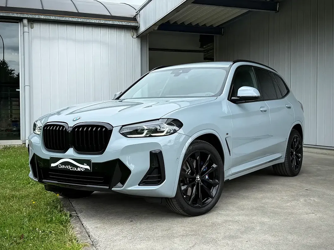 BMW X3 - Thumbnail 1