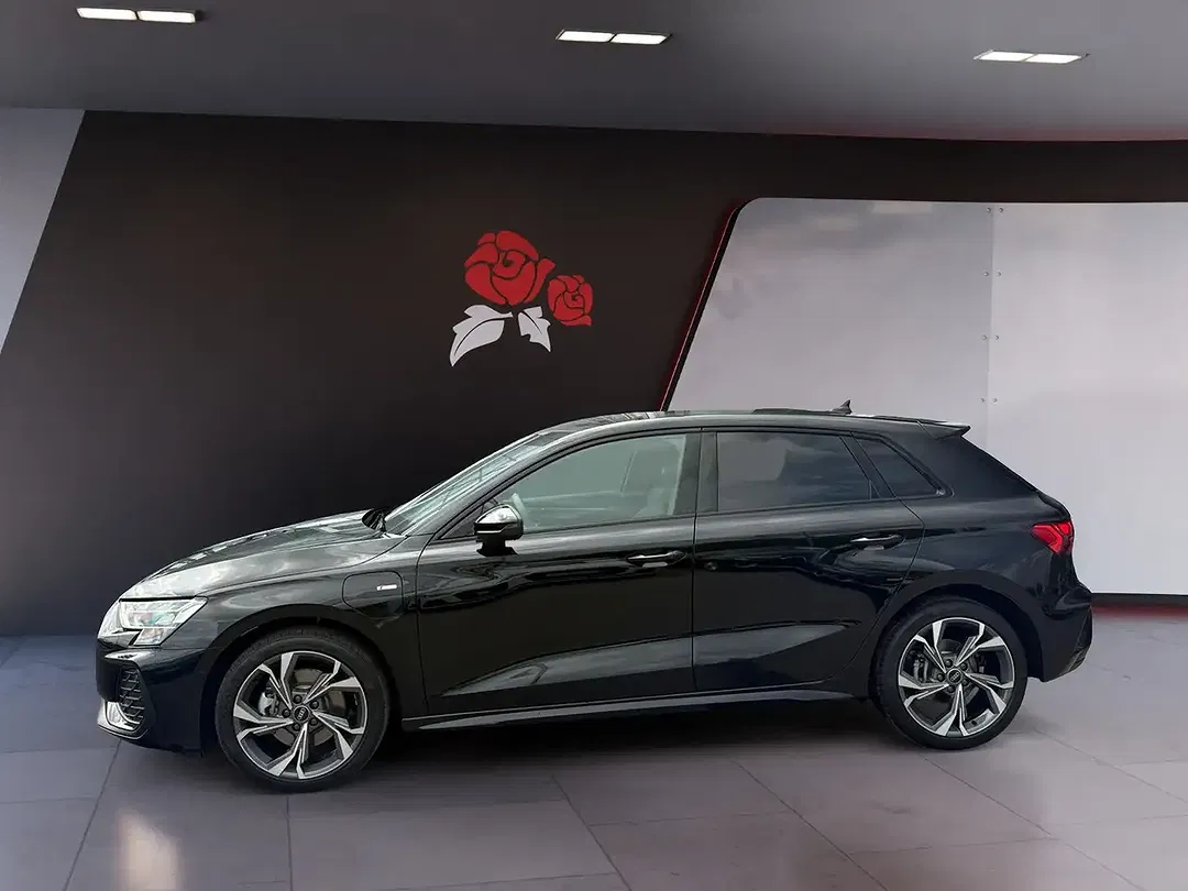 Audi A3 - Thumbnail 2