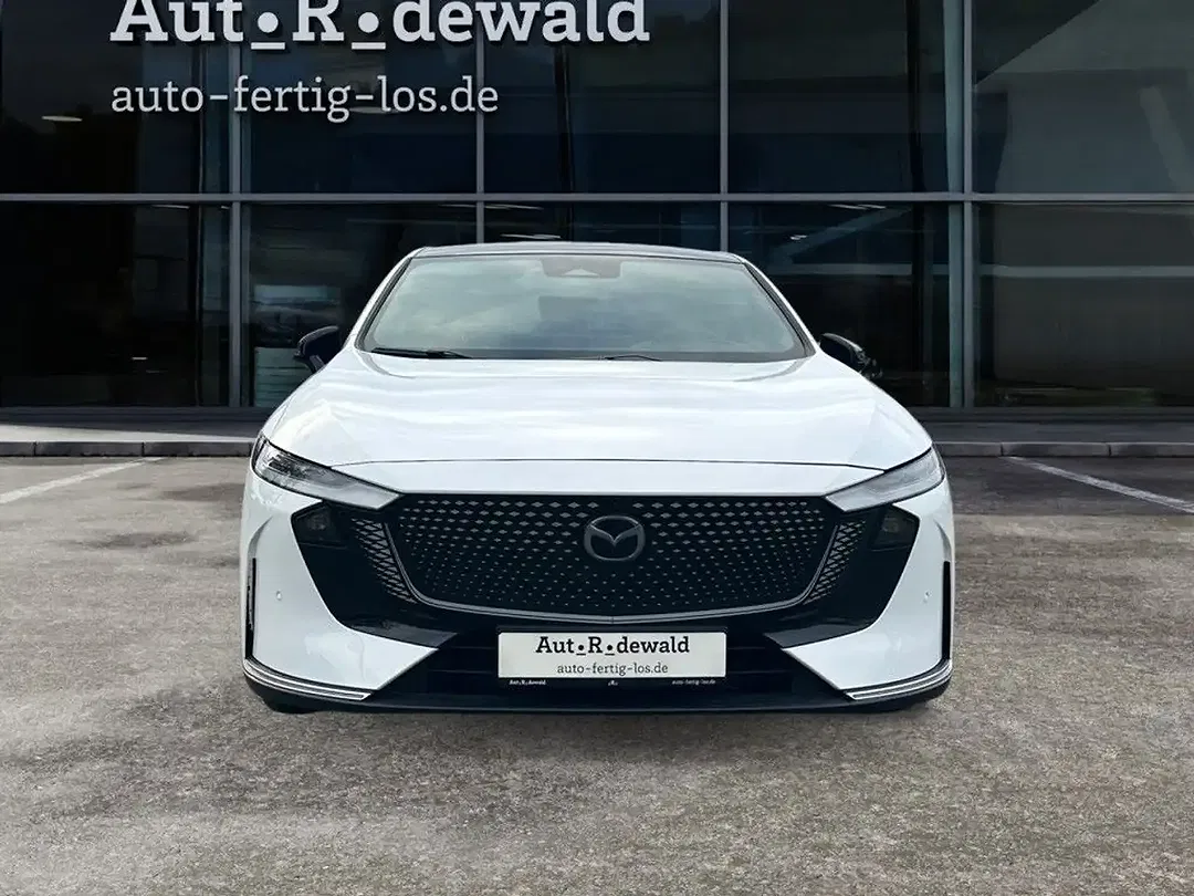 Mazda 6e - Thumbnail 8