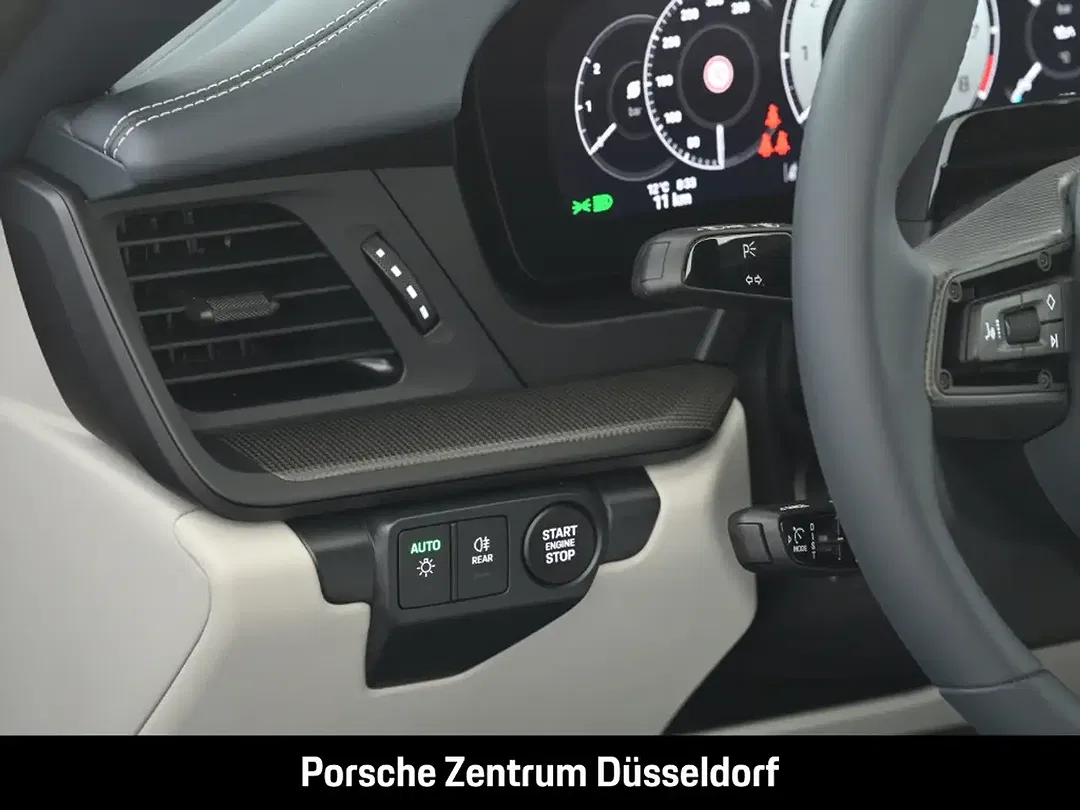 Porsche 992 - Thumbnail 14
