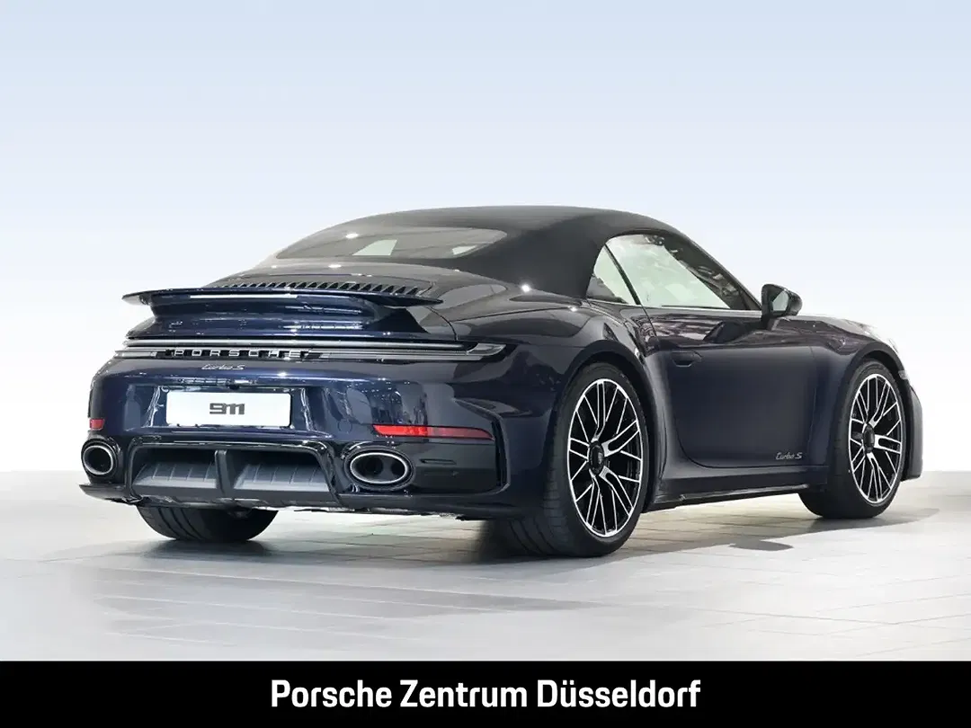 Porsche 992 - Thumbnail 4