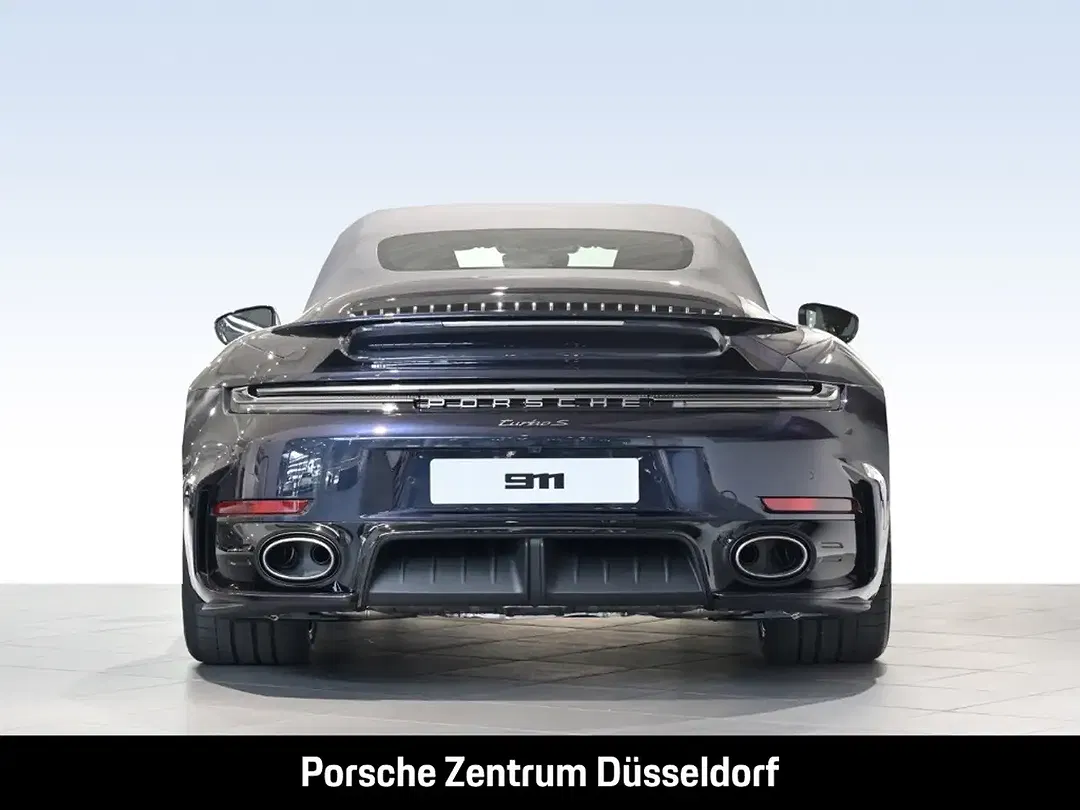 Porsche 992 - Thumbnail 5