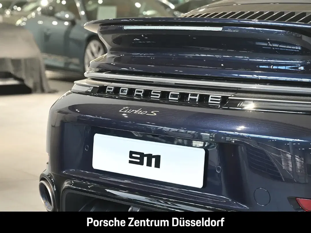Porsche 992 - Thumbnail 9