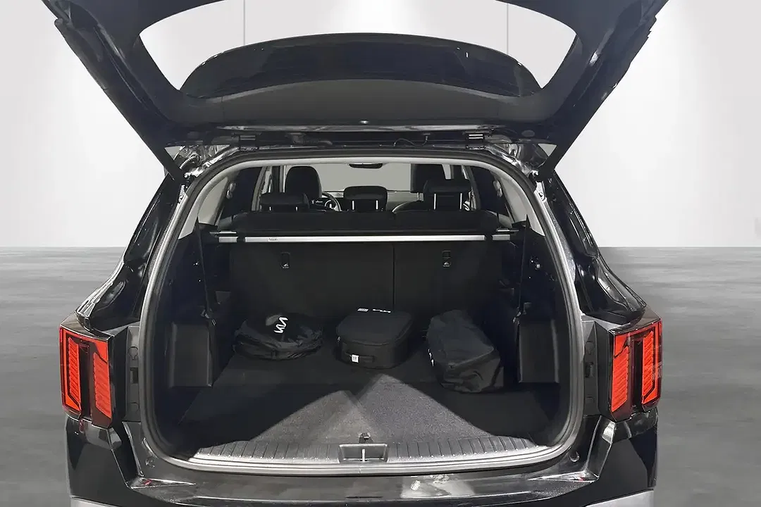 Kia Sorento - Thumbnail 10