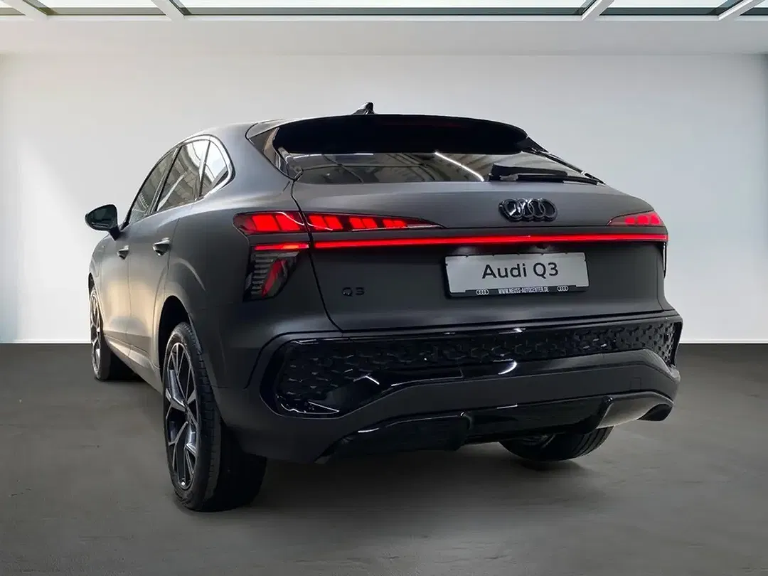 Audi Q3 - Thumbnail 14