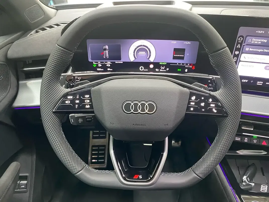 Audi Q3 - Thumbnail 9