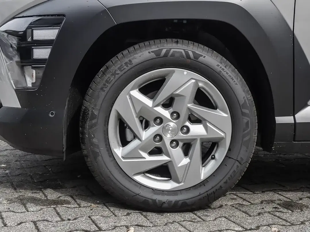 Hyundai KONA - Thumbnail 8