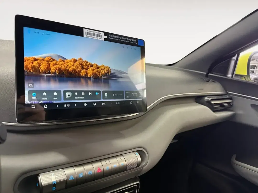 BYD Dolphin - Thumbnail 9