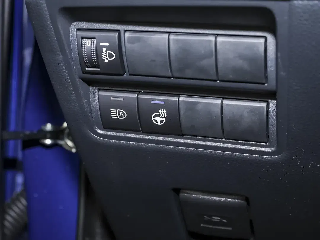 Toyota Yaris - Thumbnail 11