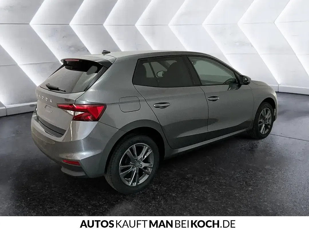 Skoda Fabia - Thumbnail 3