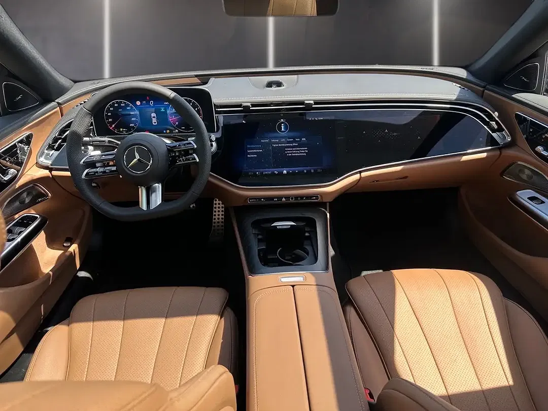 Mercedes-Benz E 200 - Thumbnail 20