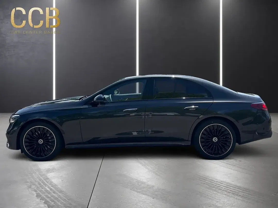Mercedes-Benz E 200 - Thumbnail 8