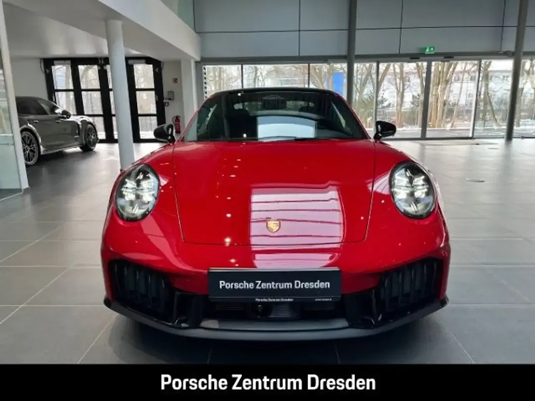 Porsche 992 - Thumbnail 12