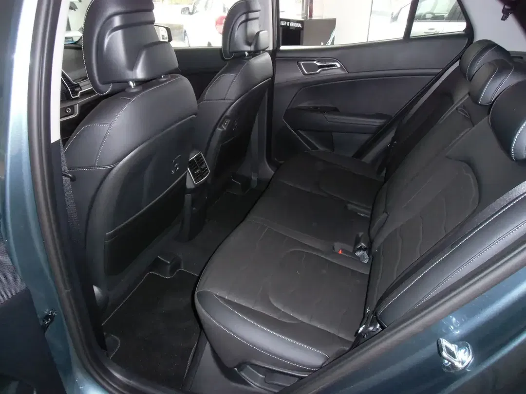 Kia Sportage - Thumbnail 13