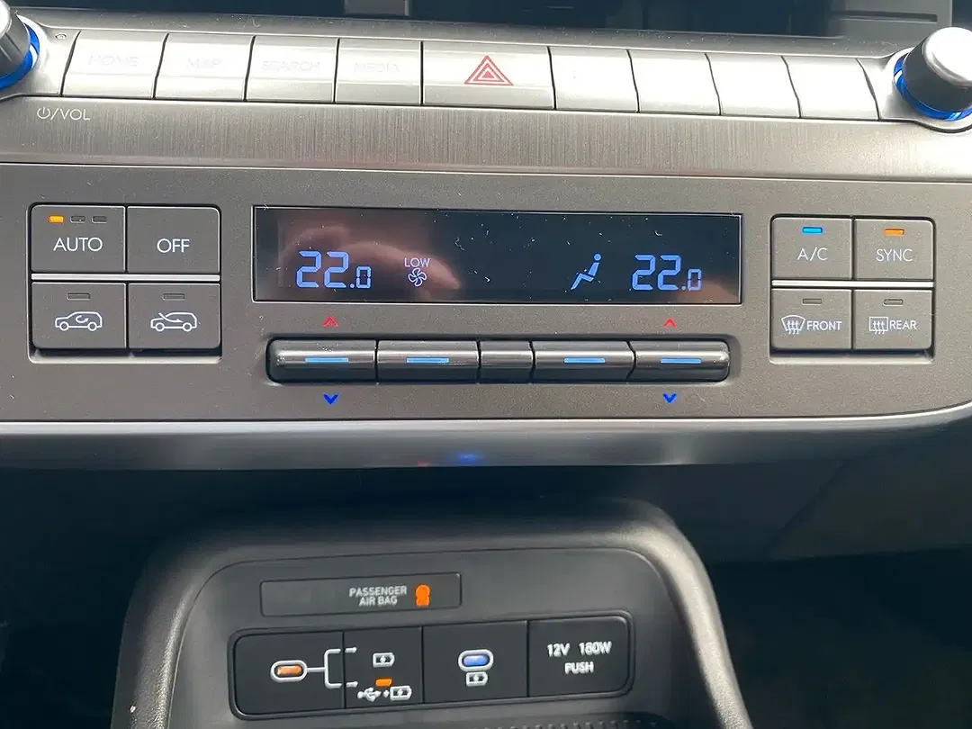 Hyundai KONA - Thumbnail 13