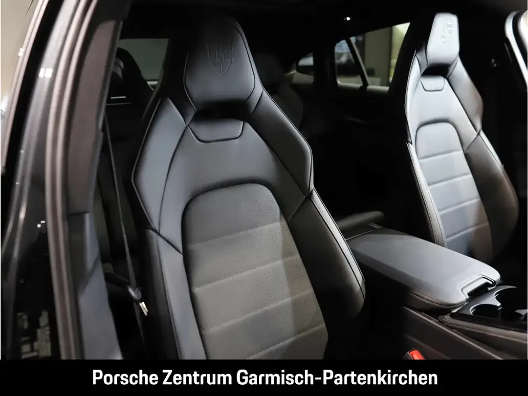 Porsche Panamera - Thumbnail 10