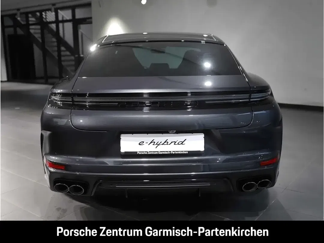 Porsche Panamera - Thumbnail 5