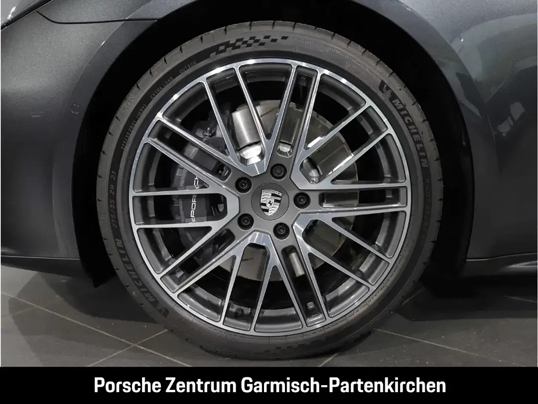 Porsche Panamera - Thumbnail 6