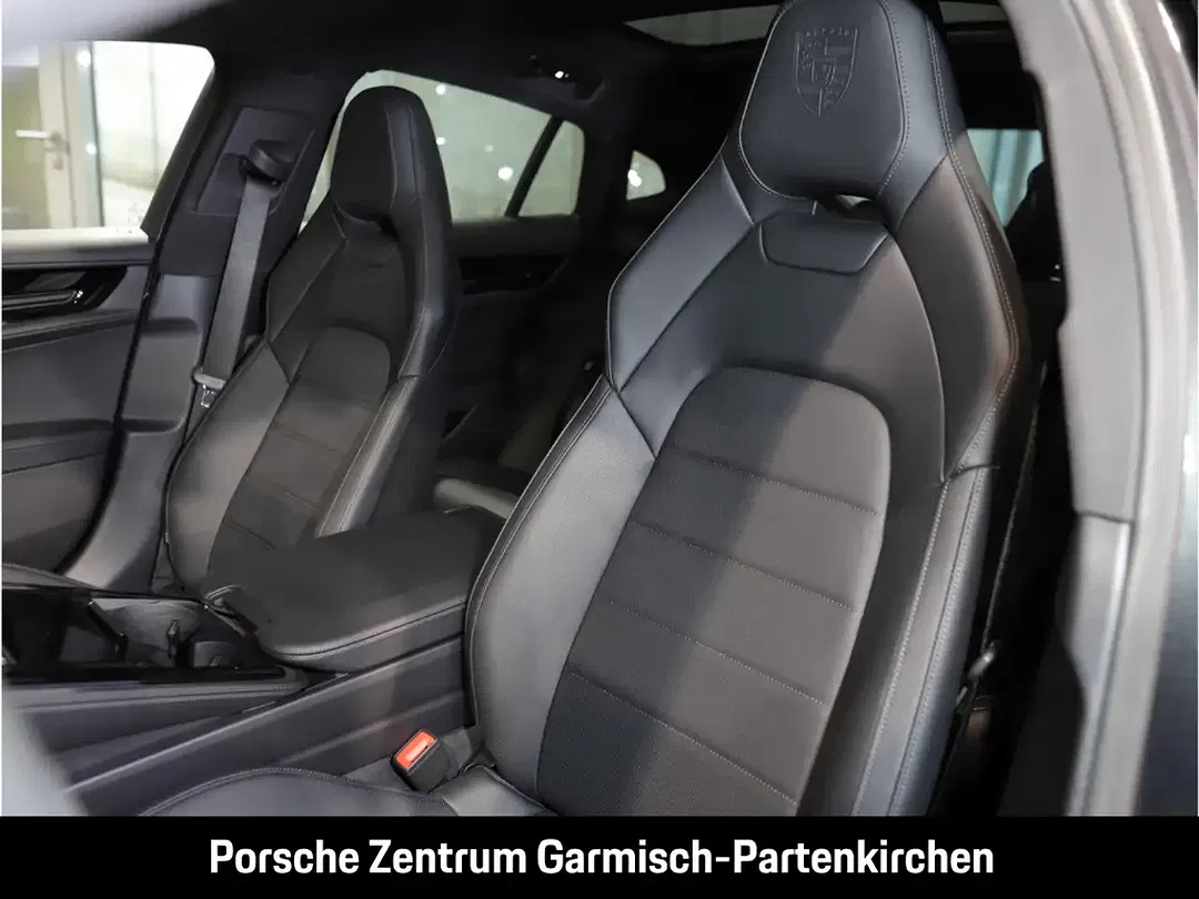 Porsche Panamera - Thumbnail 8