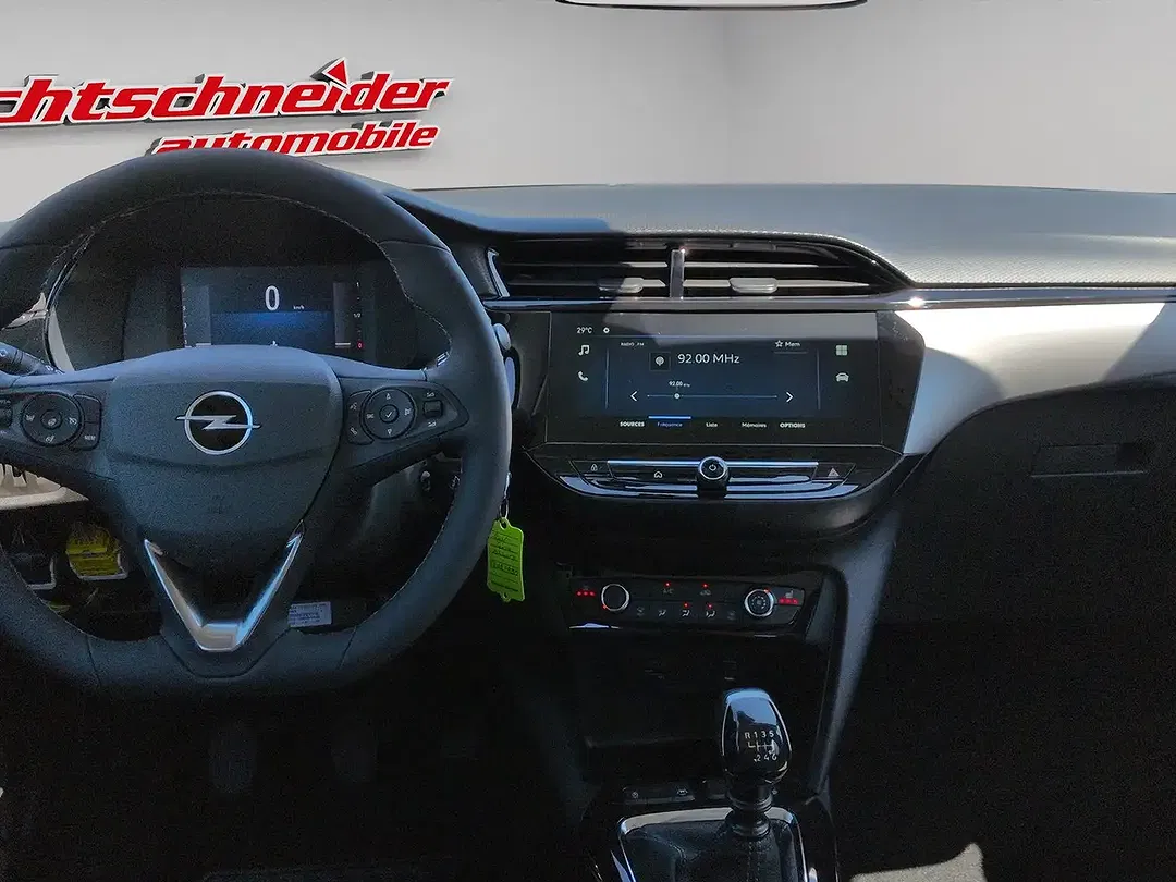 Opel Corsa - Thumbnail 10