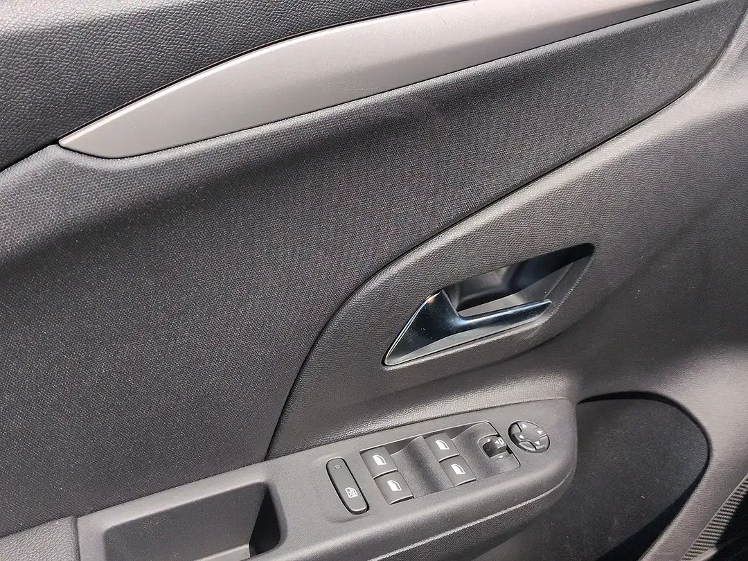 Opel Corsa - Thumbnail 8