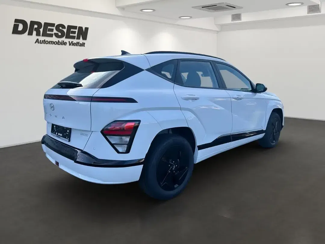 Hyundai KONA - Thumbnail 3