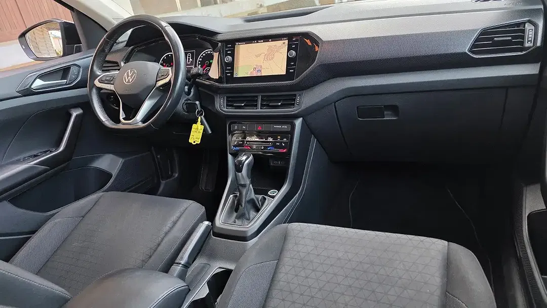 Volkswagen T-Cross - Thumbnail 17