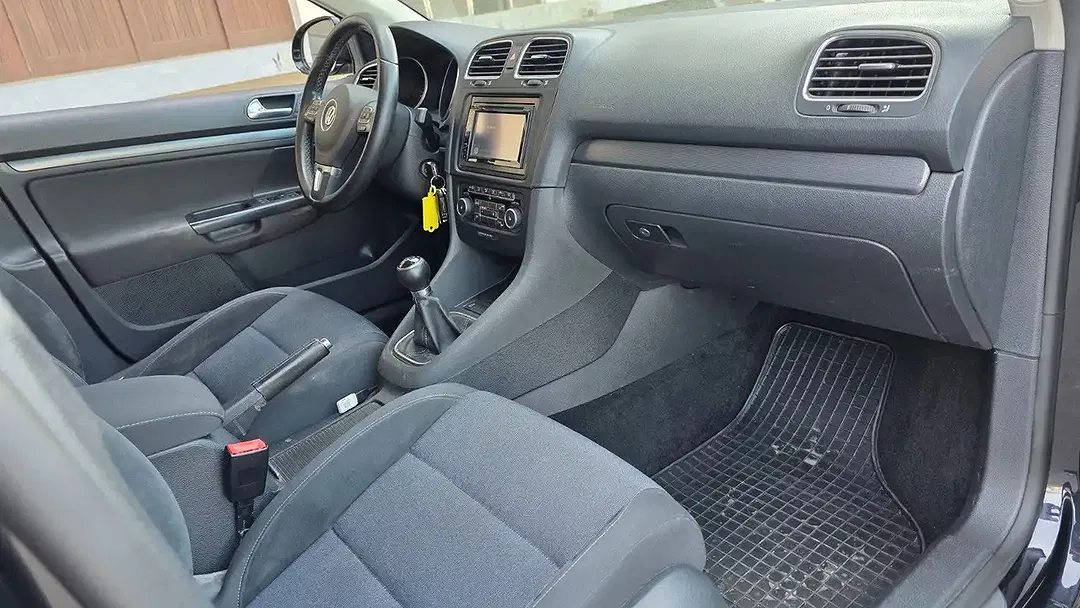 Volkswagen T-Cross - Thumbnail 19