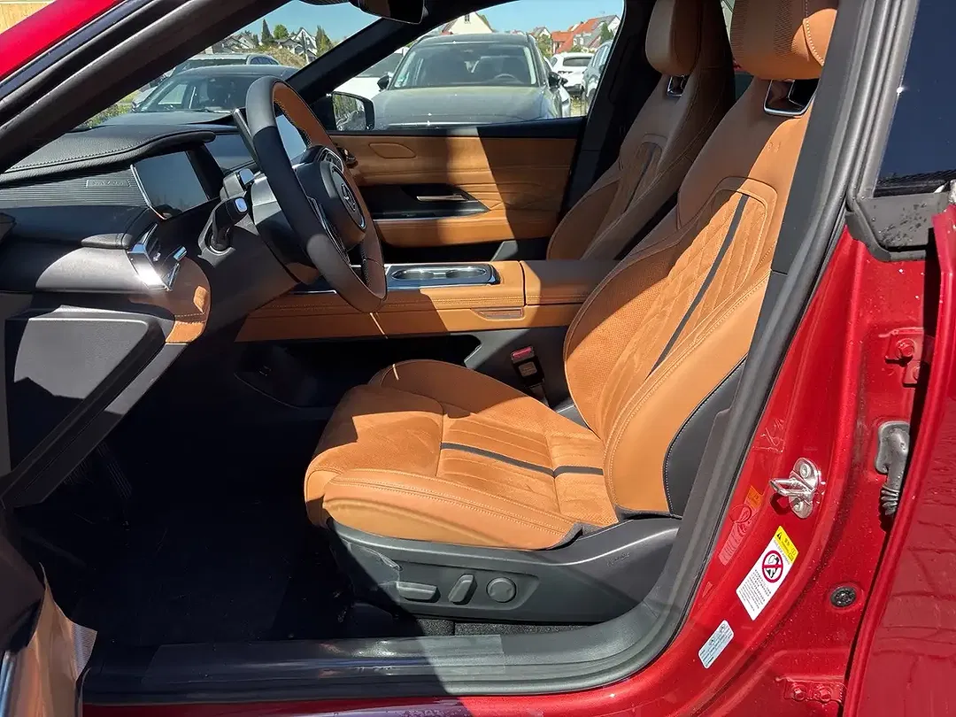 Mazda 6e - Thumbnail 11