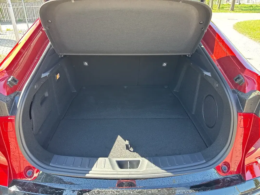 Mazda 6e - Thumbnail 6