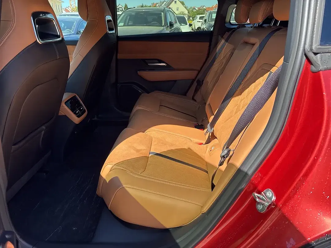 Mazda 6e - Thumbnail 9