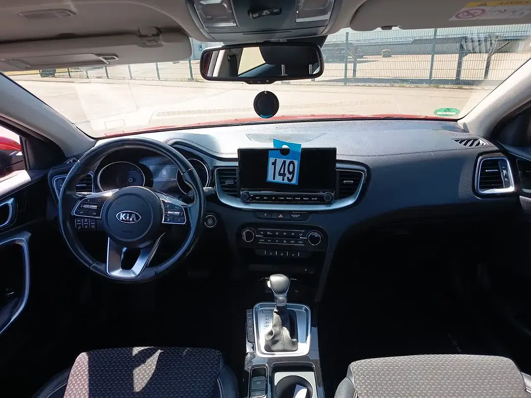 Kia XCeed - Thumbnail 9