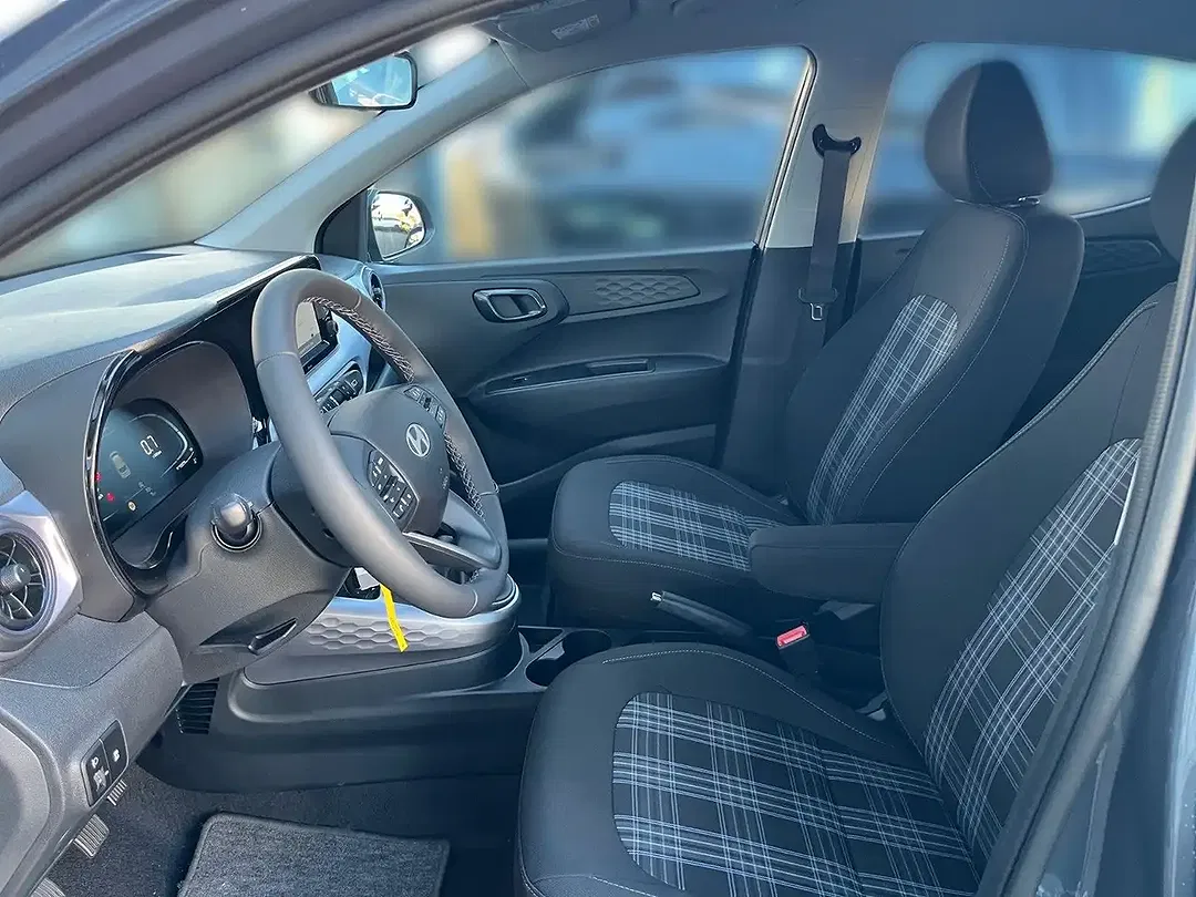 Hyundai i10 - Thumbnail 6