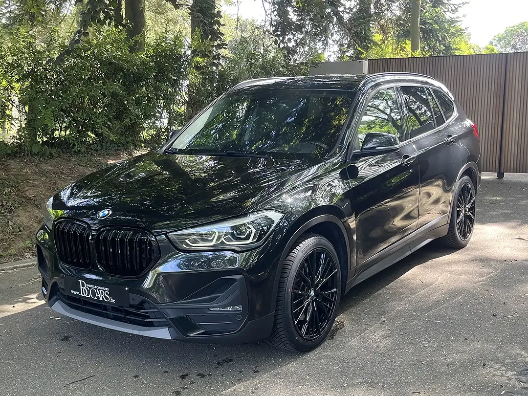 BMW X1 - Thumbnail 3