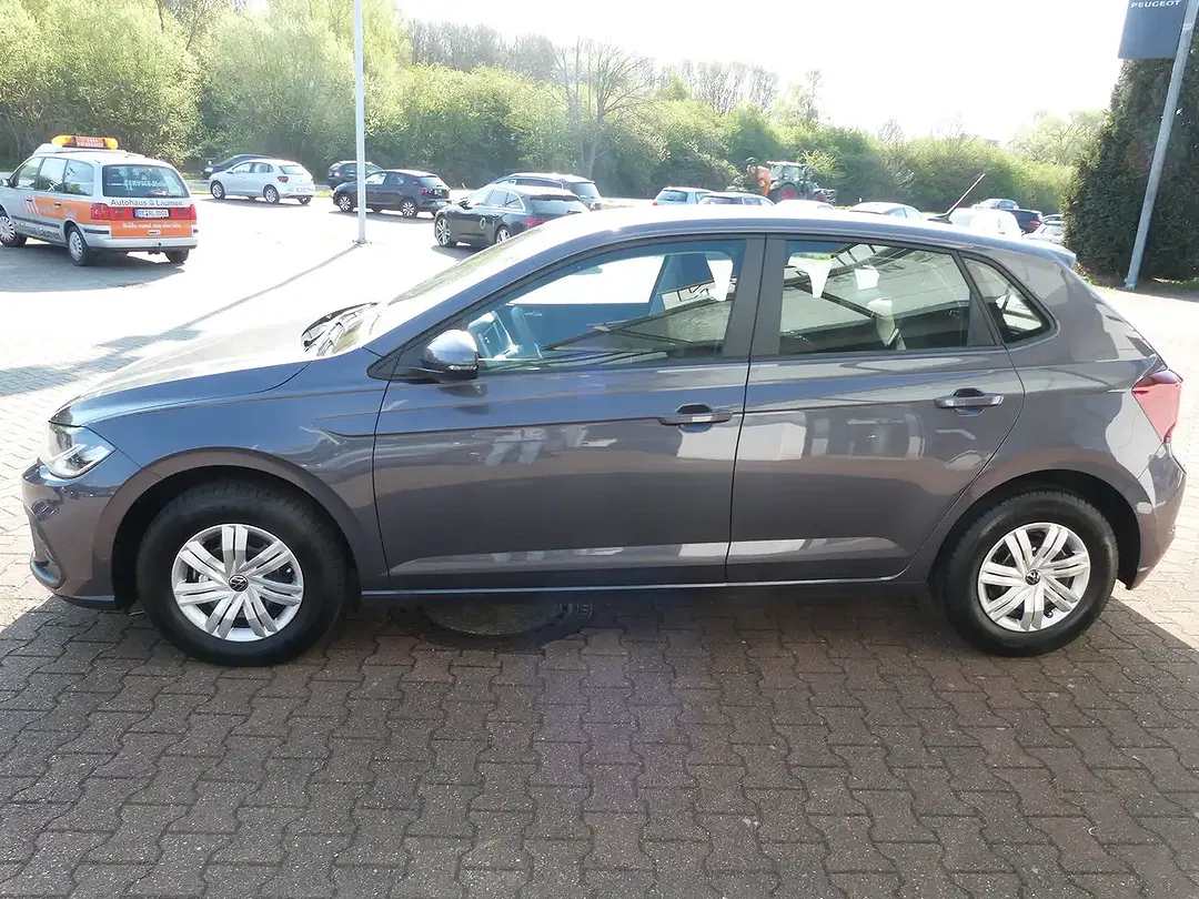 Volkswagen Polo - Thumbnail 4