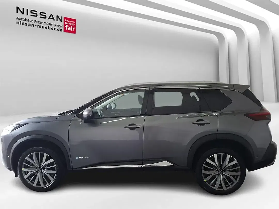 Nissan X-Trail - Thumbnail 3
