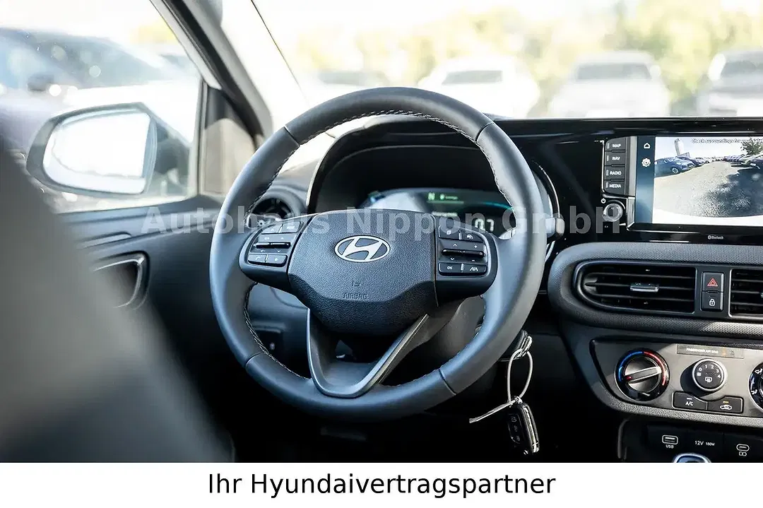 Hyundai i10 - Thumbnail 9