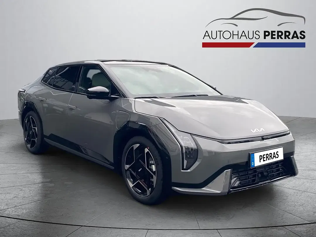 Kia EV4 - Thumbnail 6