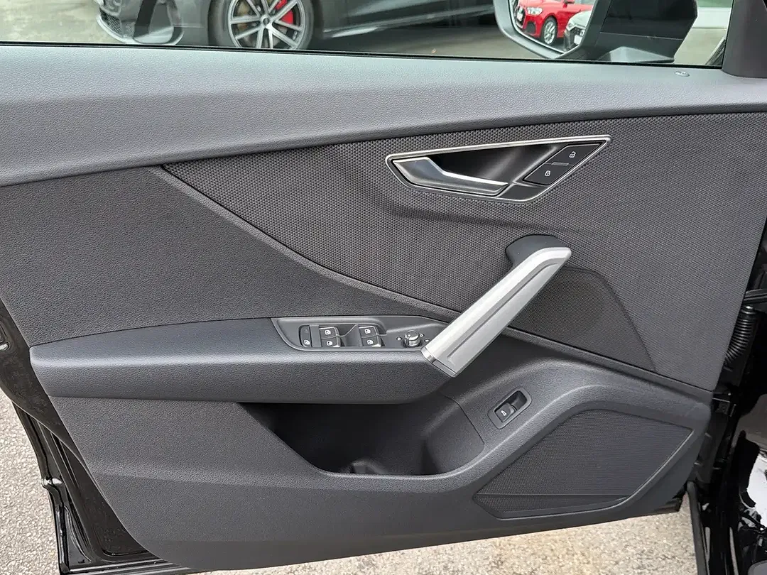 Audi Q2 - Thumbnail 12