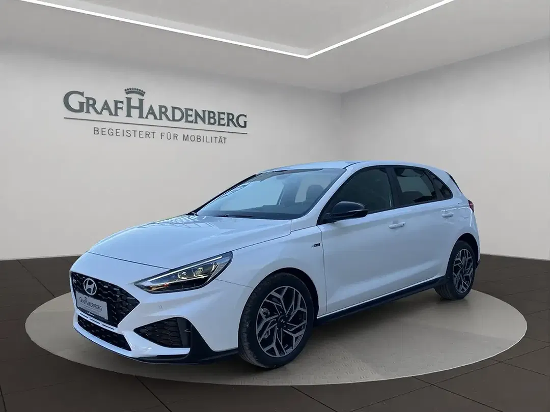 Hyundai i30 - Thumbnail 1