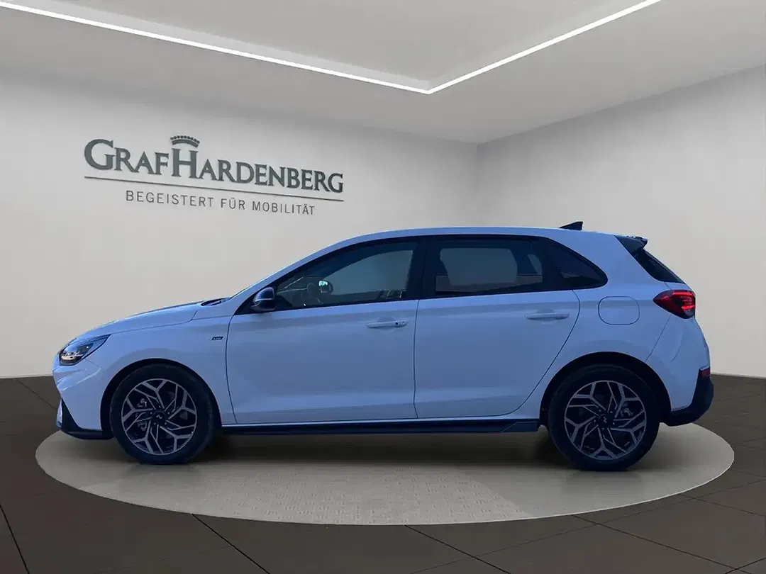 Hyundai i30 - Thumbnail 2