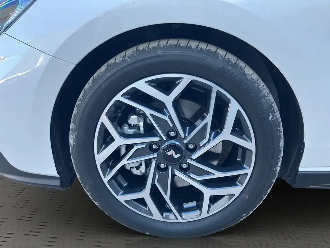 Hyundai i30 - Thumbnail 3