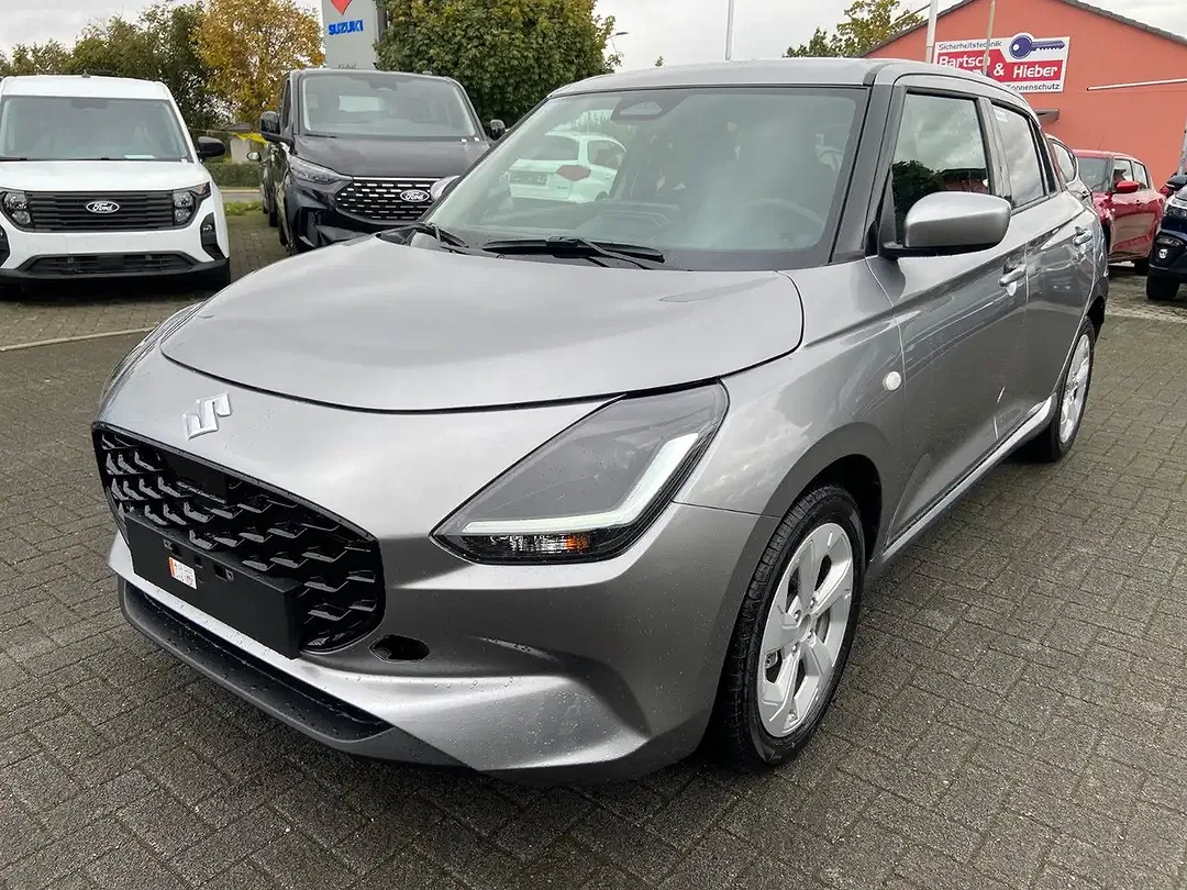 Suzuki Swift - Thumbnail 1