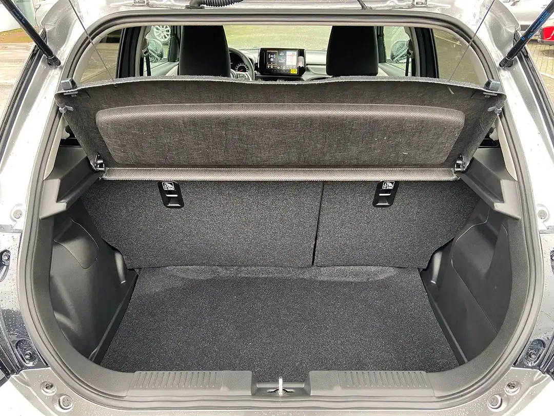 Suzuki Swift - Thumbnail 10
