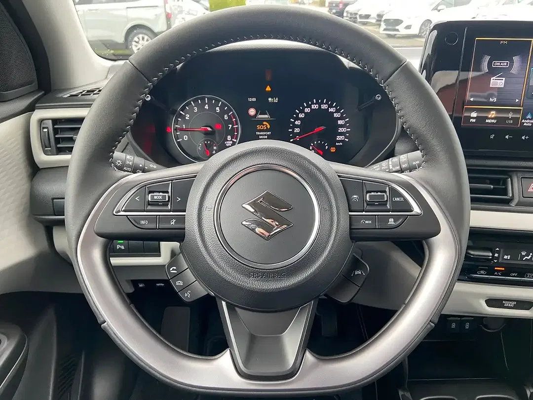 Suzuki Swift - Thumbnail 14