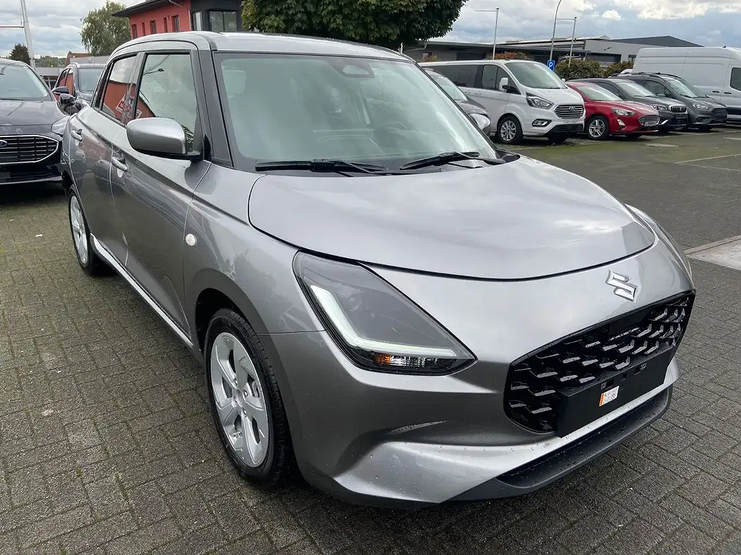 Suzuki Swift - Thumbnail 4