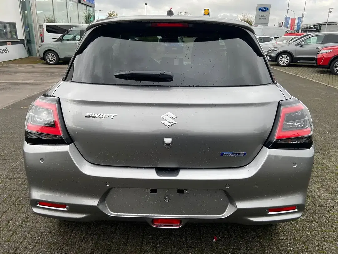 Suzuki Swift - Thumbnail 6