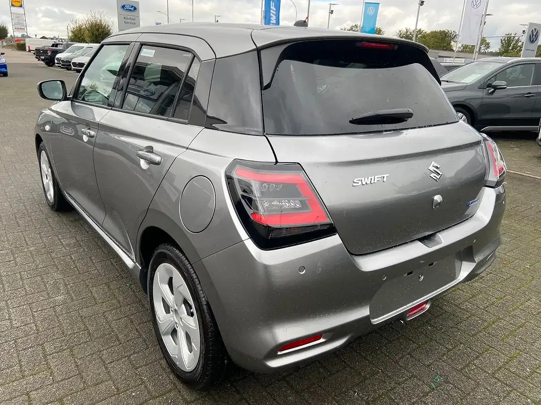 Suzuki Swift - Thumbnail 7
