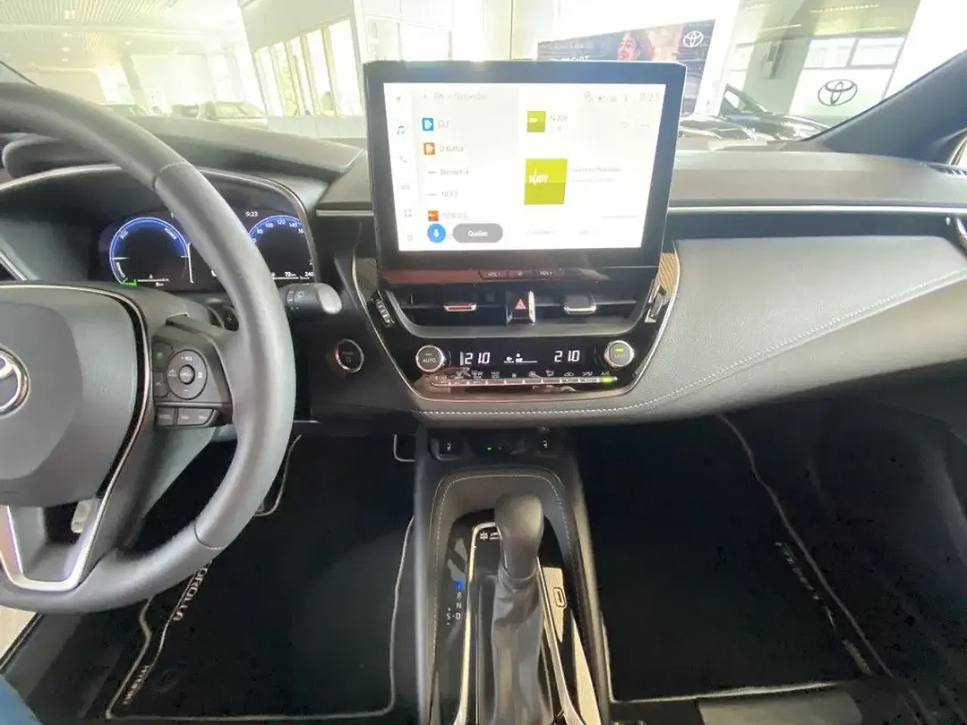 Toyota Corolla - Thumbnail 14