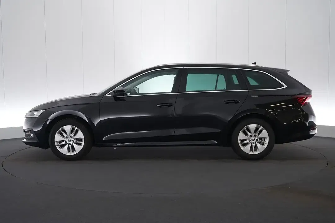 Skoda Octavia - Thumbnail 3